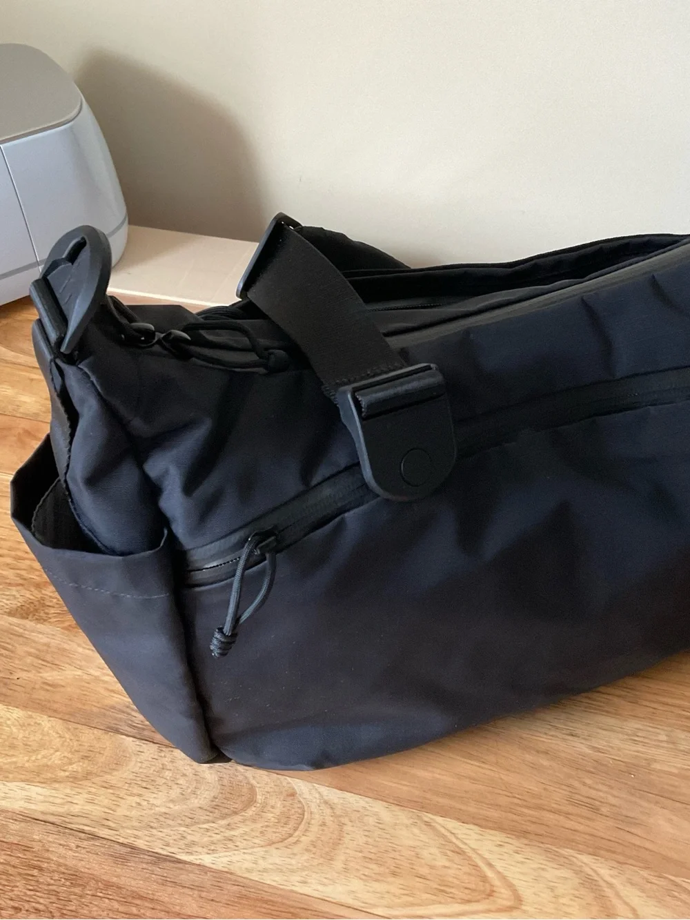 Alpaka Unisex Black Ripstop Flight Satchel/Mess Bag. Minimalist Everyday Carry